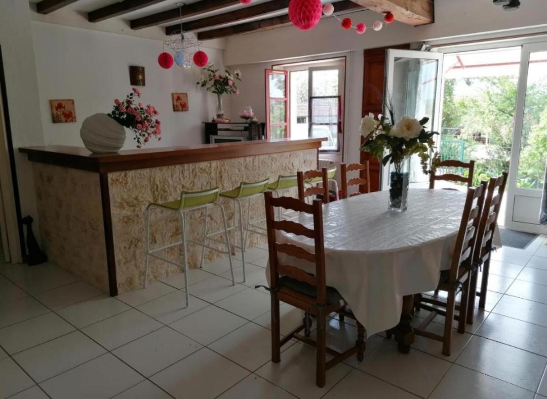 Charmant Logement Entier A La Campagne Sencenac-Puy-de-Fourches エクステリア 写真